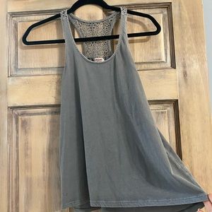 Gray tank top